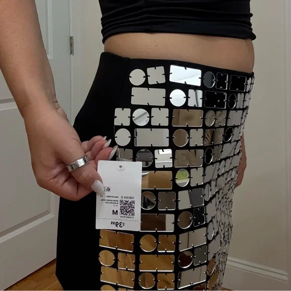 Sequin Mini Skirt in Black and Silver - Picture 9 of 10